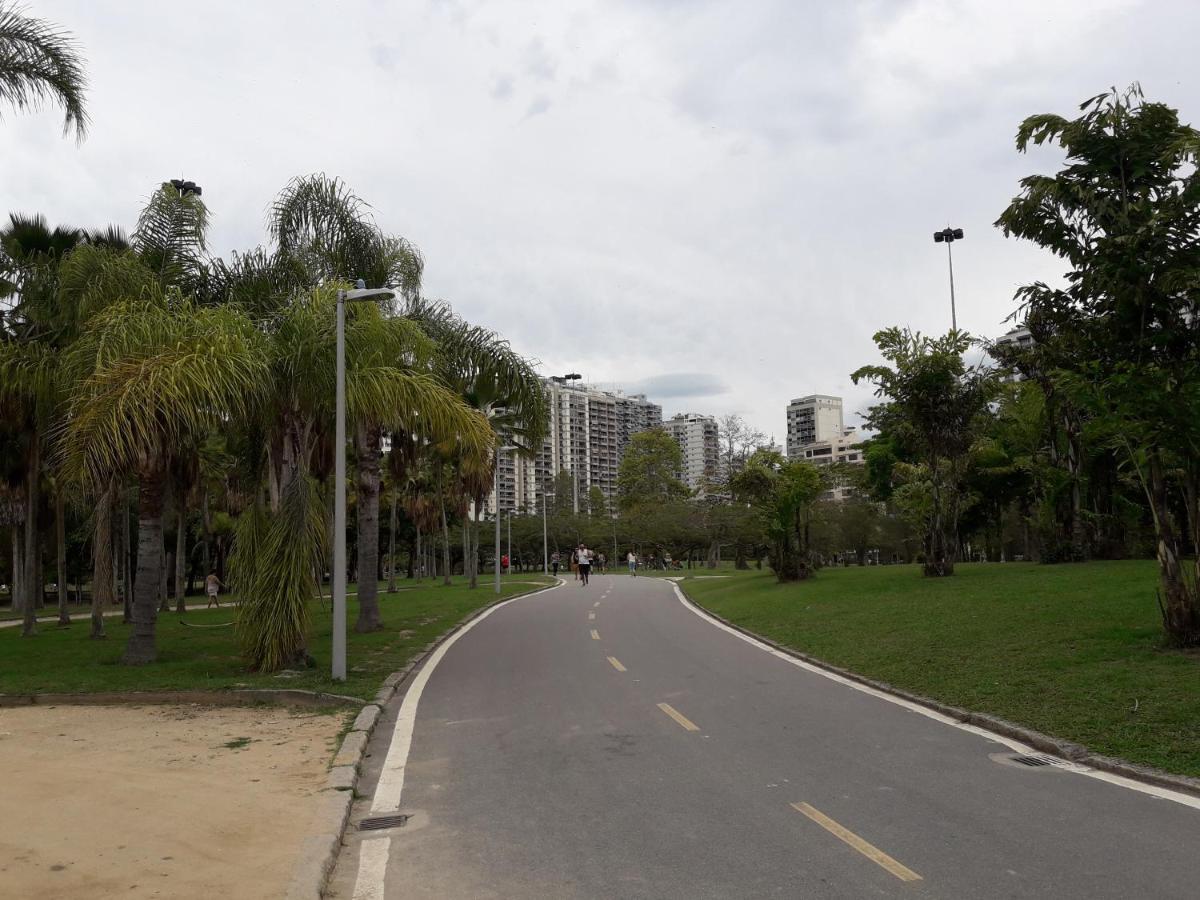 Kitnet Elvis Presley - Largo Do Machado Ostello Rio de Janeiro Esterno foto